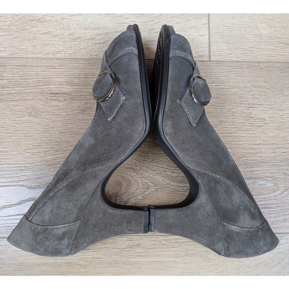 New Aerosoles Gineva Dark Gray Suede Peep Toe Heels 8.5 Buckle Accent 3" Padded - Picture 6 of 11